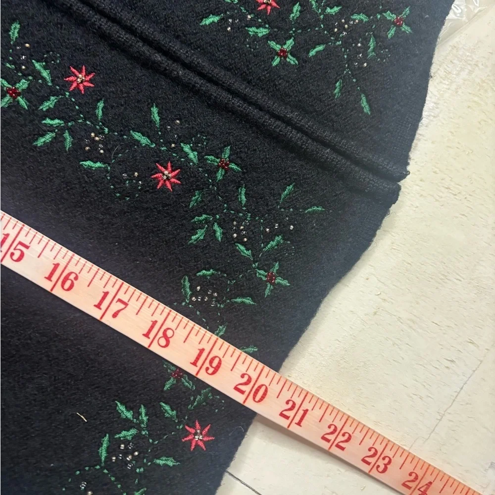 Karen Scott Wool Cardigan Sweater Full Zip Embroidery Holly Size Medium Petite